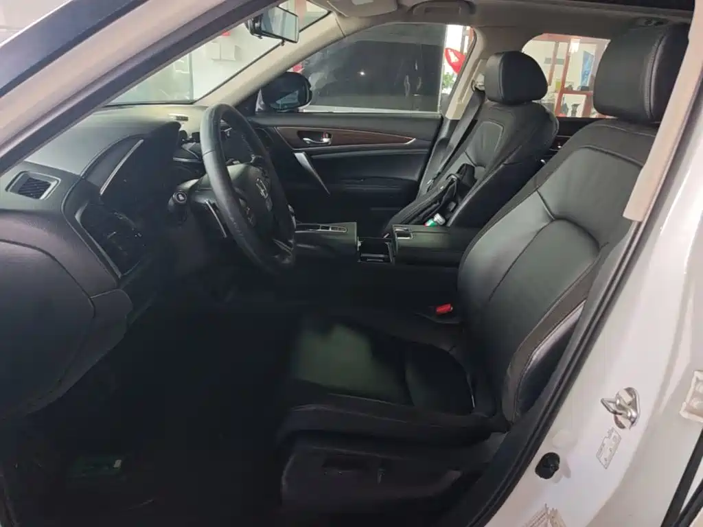 Honda Avancier — миниатюра 8