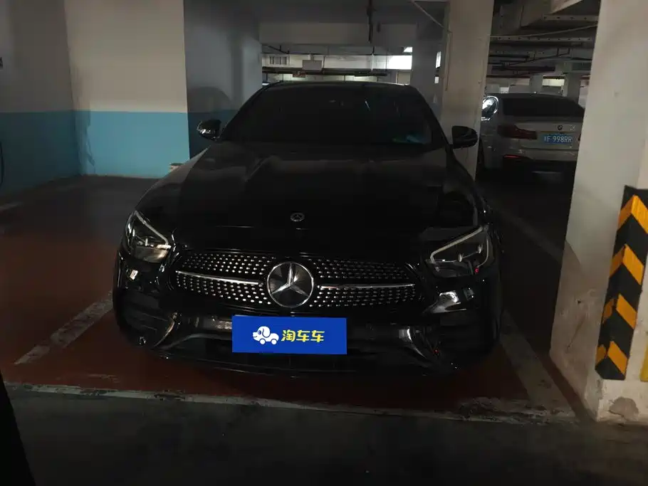Mercedes-Benz E-Class (Import) — миниатюра 2