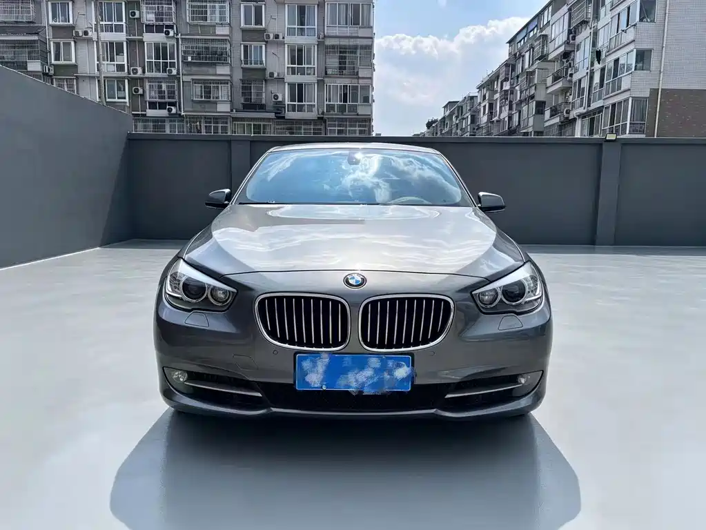 BMW 5 Series GT 5 GT 2010 535i Luxury
