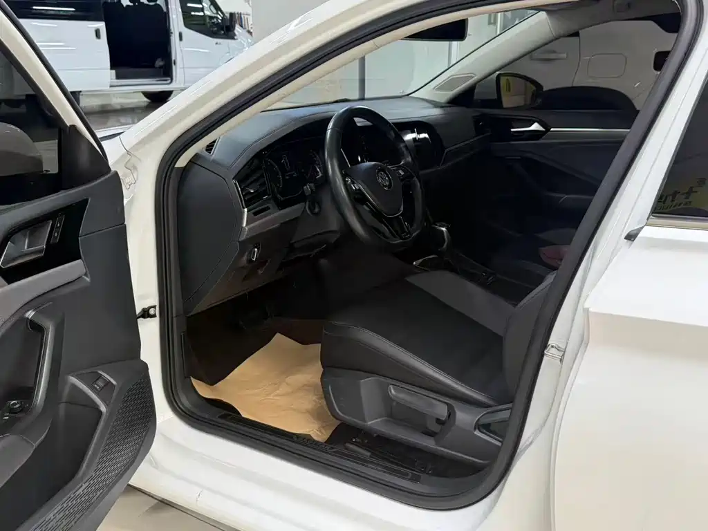 Volkswagen Sagitar — миниатюра 5