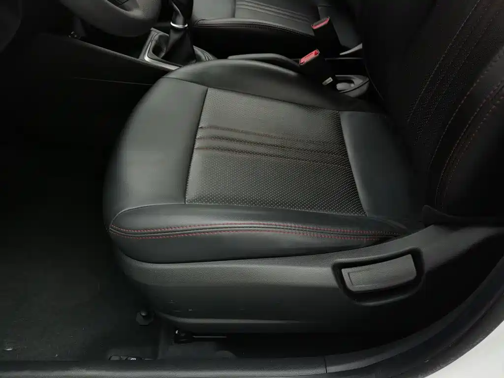 Hyundai Verna — миниатюра 20