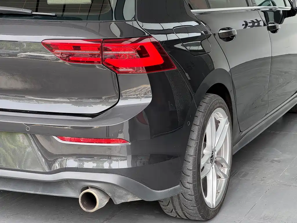Volkswagen Golf GTI — миниатюра 9