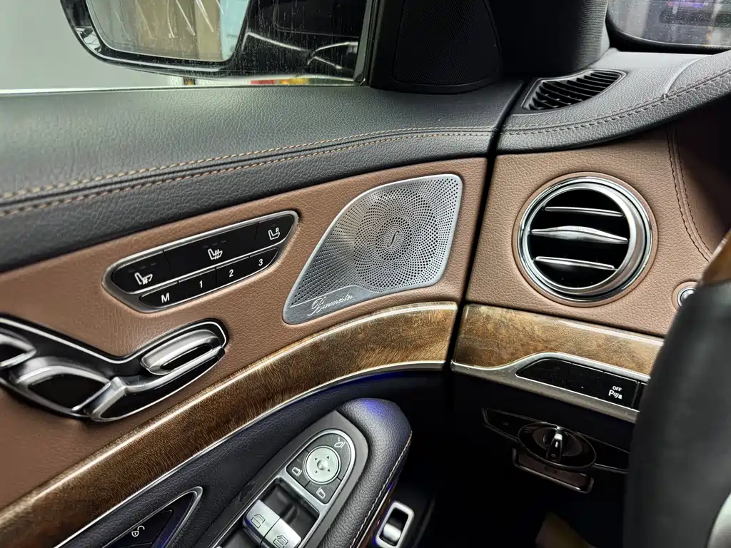 Mercedes-Benz S-Class — миниатюра 8