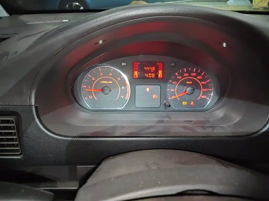 Wuling Rongguang — миниатюра 8