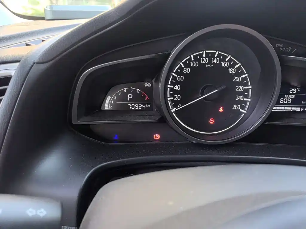 Mazda 3 Axela — миниатюра 9