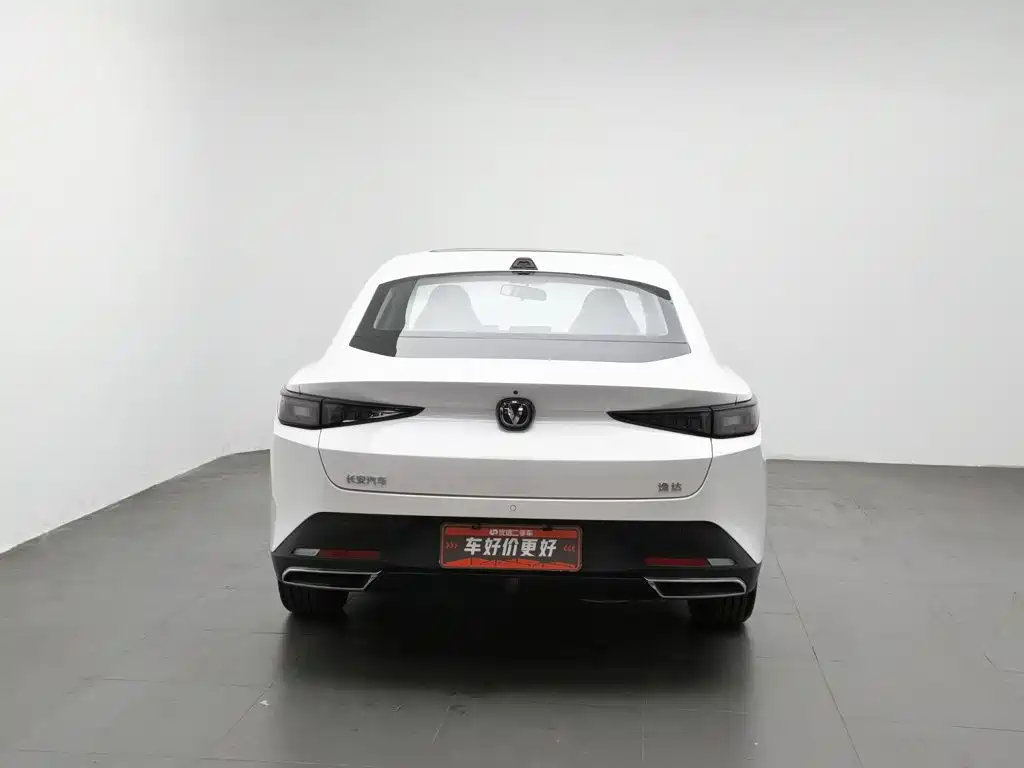 Changan Yida — миниатюра 4