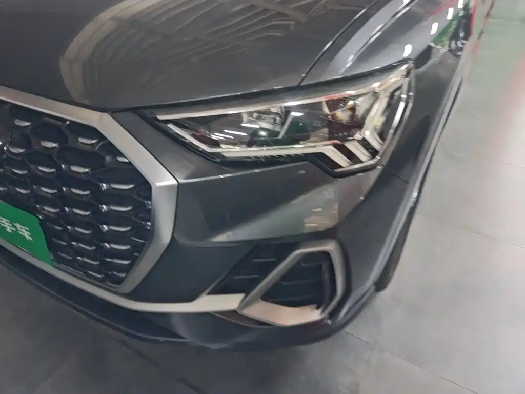 Audi Q3 Sportback — миниатюра 24