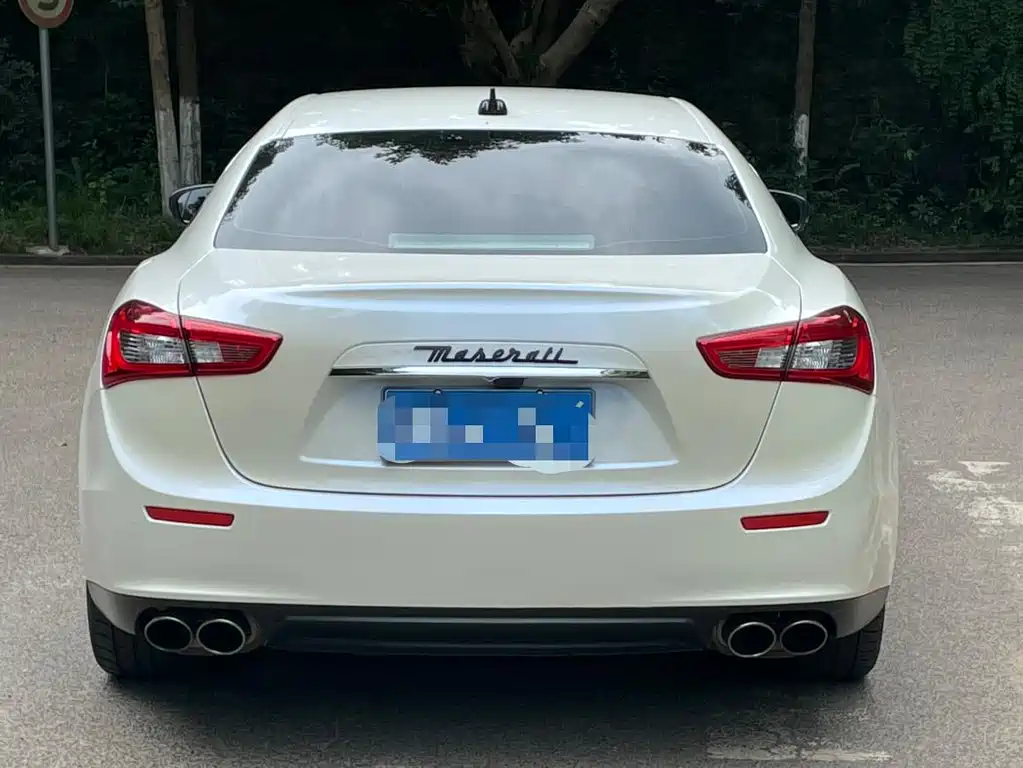 MASERATI GHIBLI