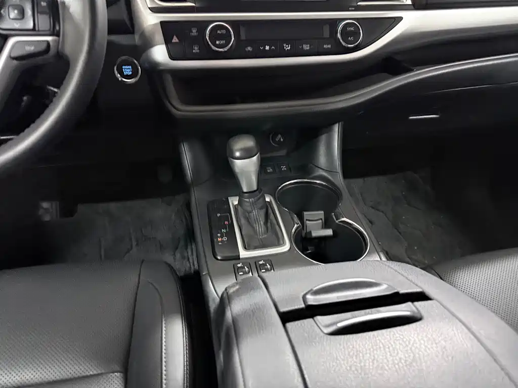 Toyota Highlander — миниатюра 16