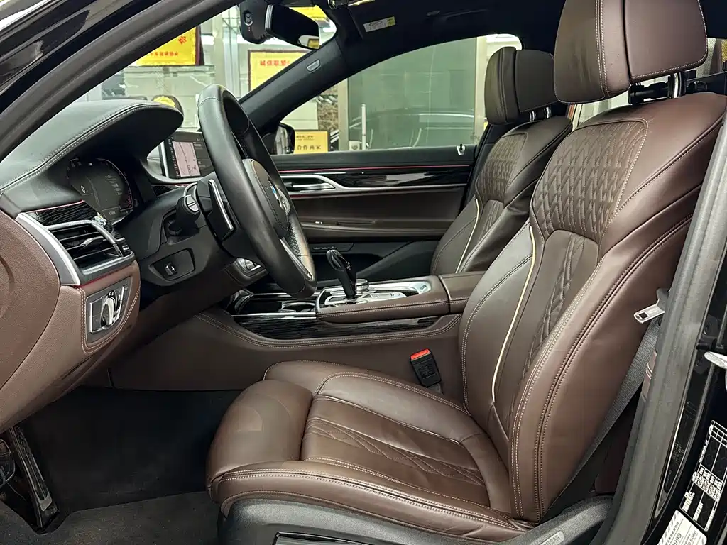 BMW 7 Series 7 2021 730Li M Sport