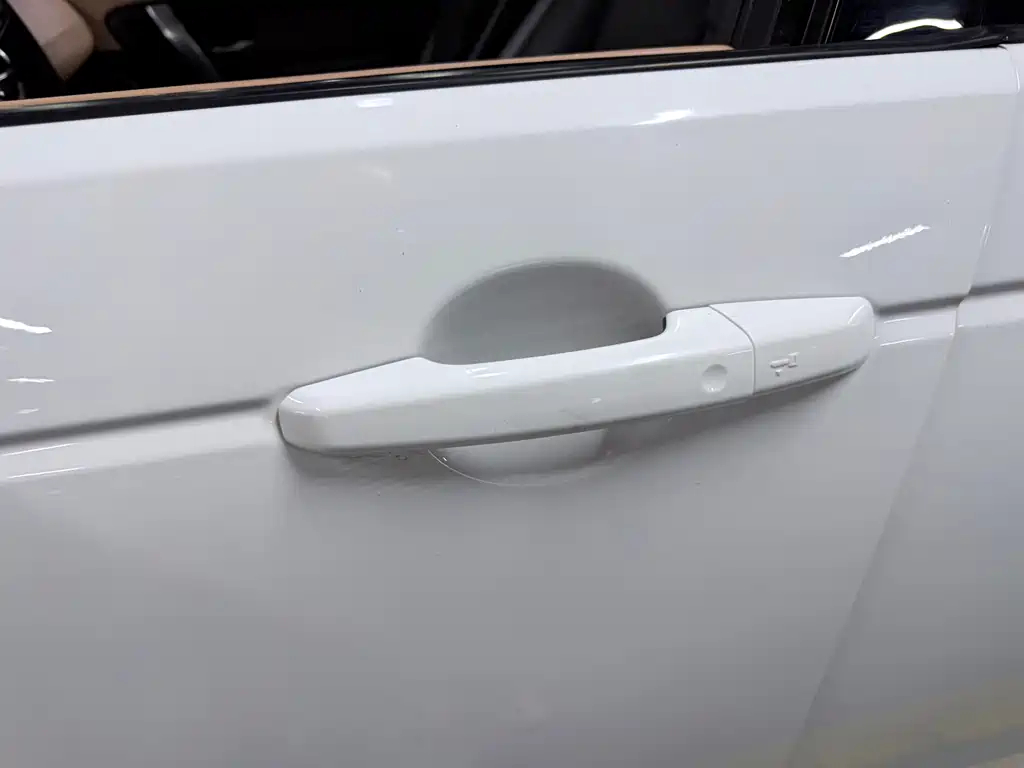 Land Rover Discovery Sport — миниатюра 7