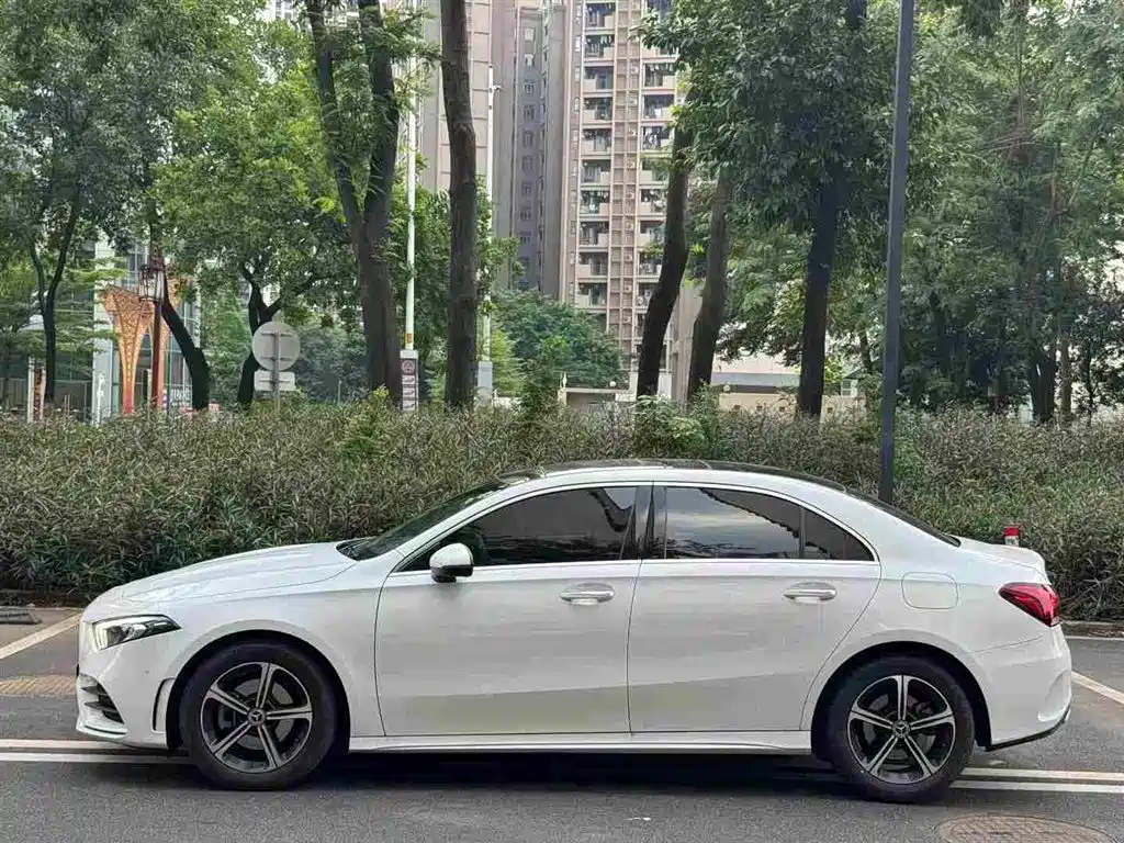 Mercedes-Benz A-Class — миниатюра 2