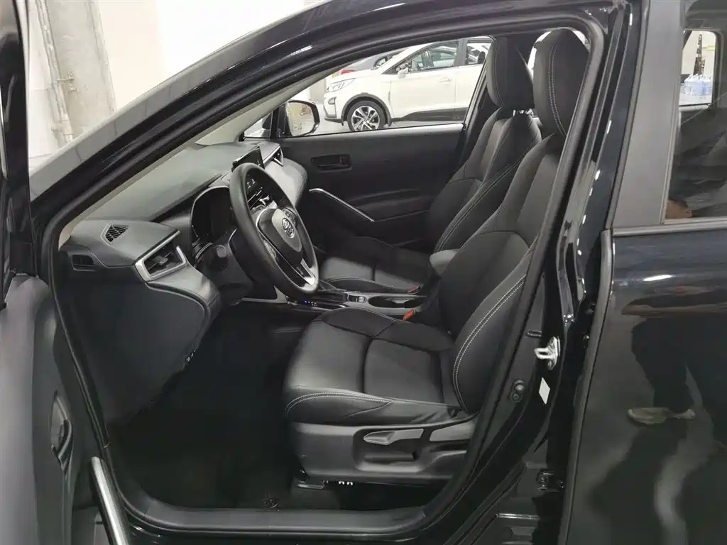 Toyota Frontlander 2023 2.0L Lead