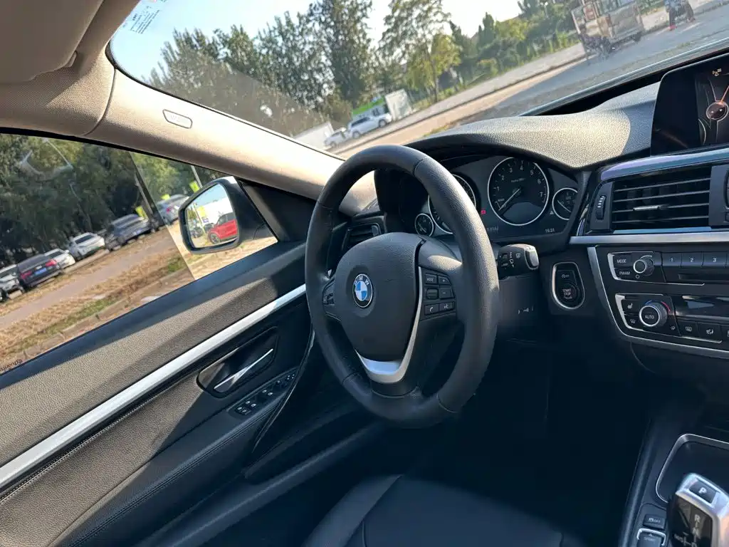 BMW 3 Series GT — миниатюра 19