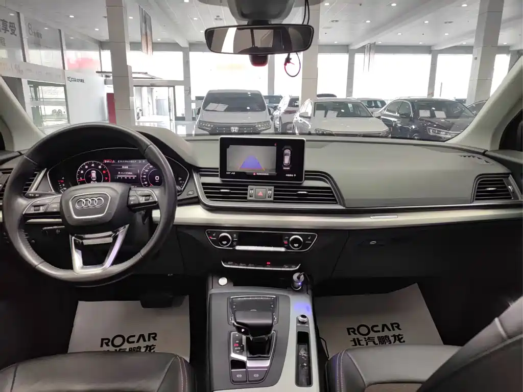 Audi Q5L 2018 40 TFSI Fashion V