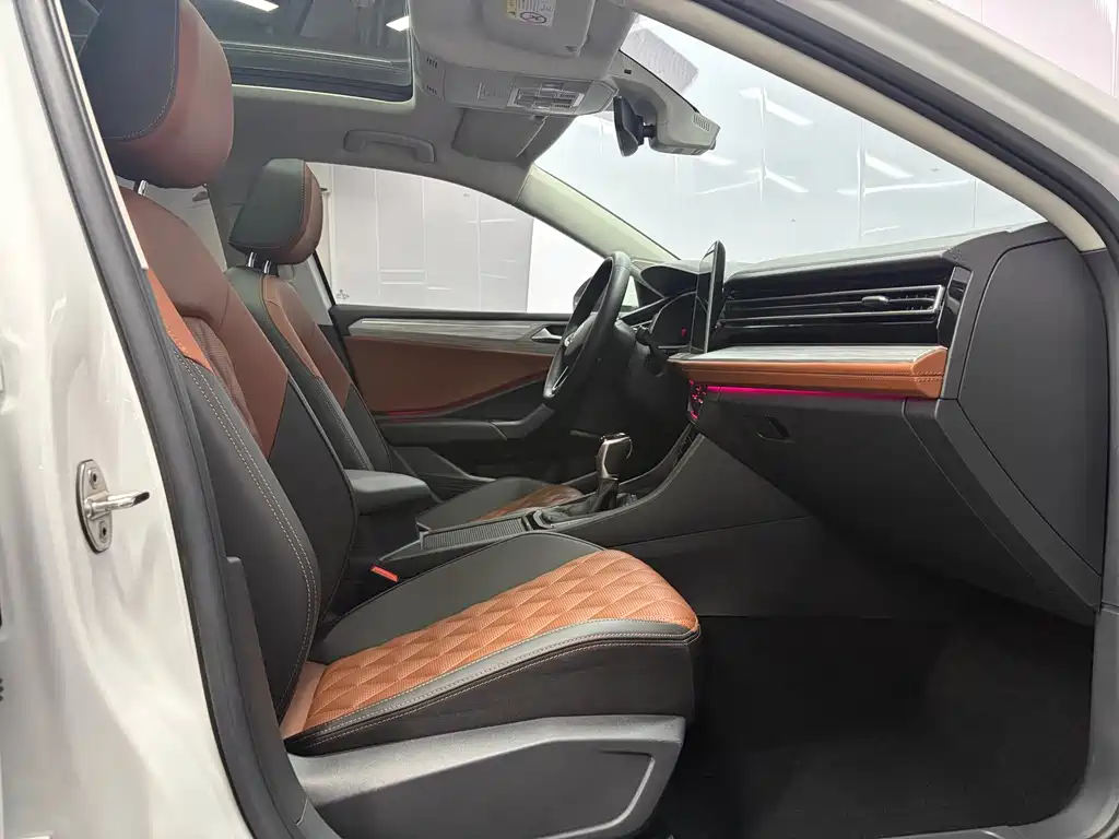 Volkswagen Sagitar — миниатюра 14