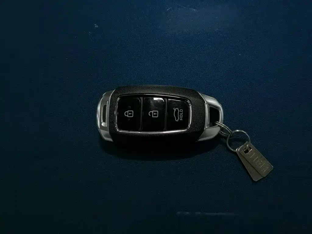 Hyundai Elantra — миниатюра 19