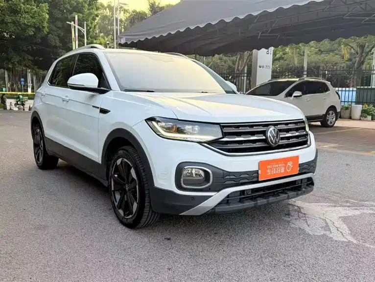 VOLKSWAGEN EXPLORING THE SHADOW