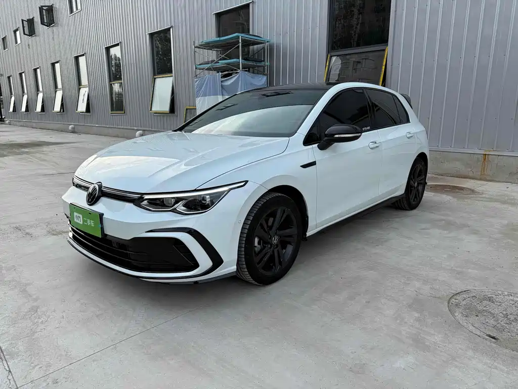 Volkswagen Golf 2022