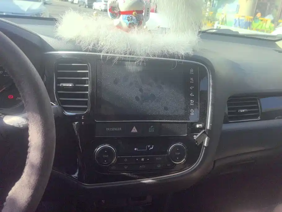 Mitsubishi Outlander — миниатюра 13
