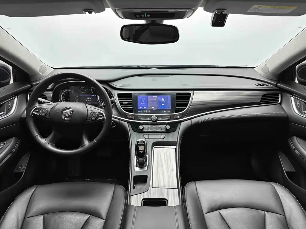 Buick LaCrosse — миниатюра 9