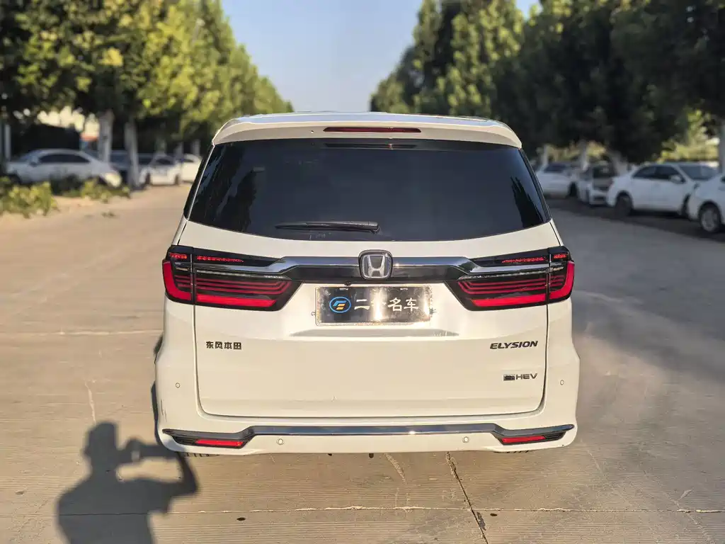 Honda Elysion — миниатюра 3