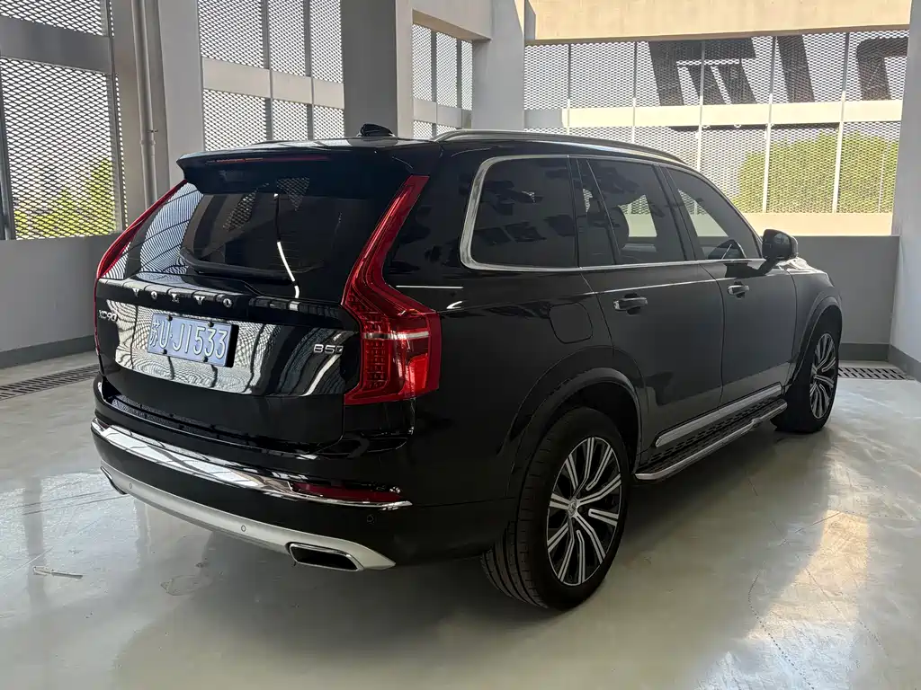 Volvo XC90 2021 B5 Luxury 7 мест