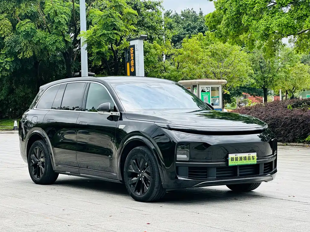 Li Auto L8 2023 Air