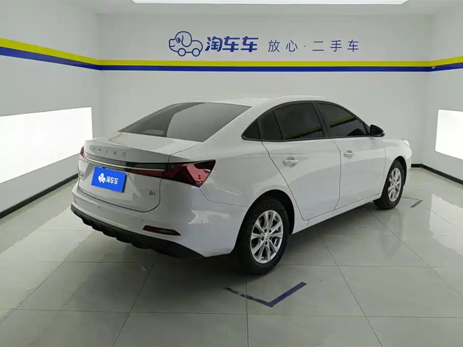 Roewe i5 2023 1.5L MT