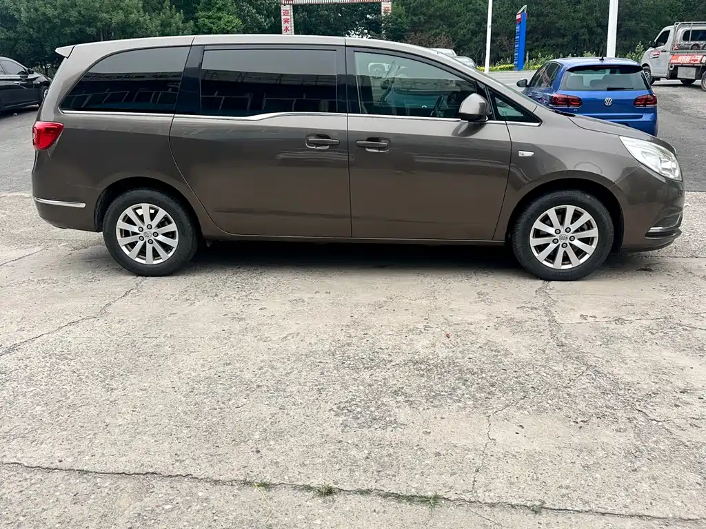 Buick GL8 2017 25S Comfort V