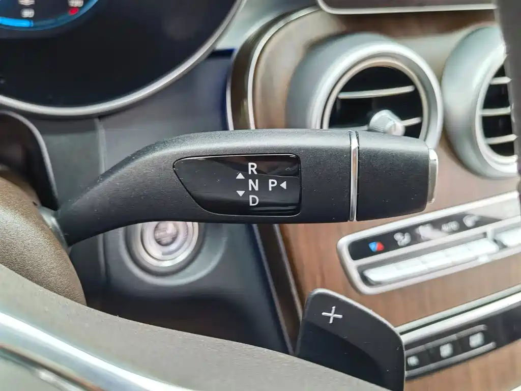 Mercedes-Benz GLC — миниатюра 13