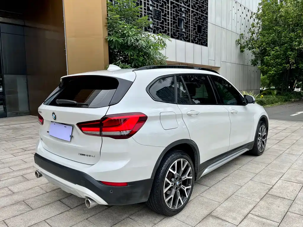 BMW X1 — миниатюра 10