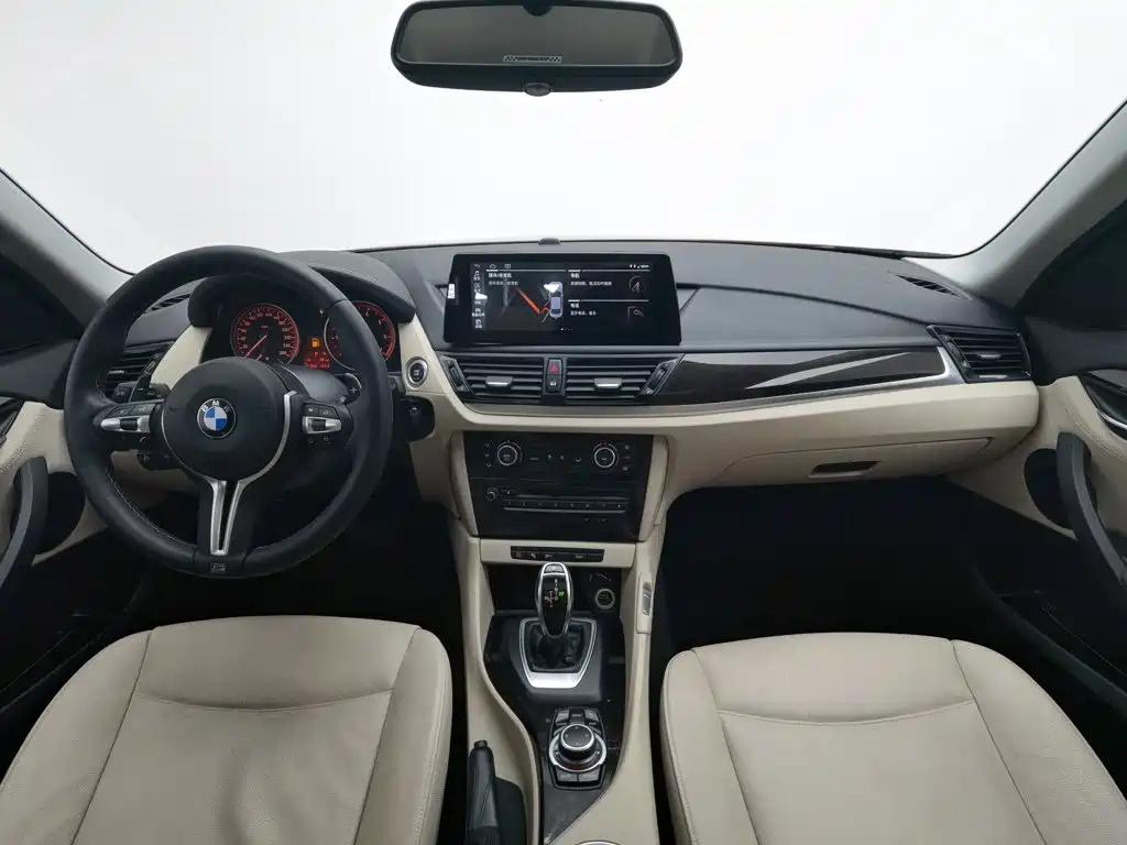 BMW X1 — миниатюра 5