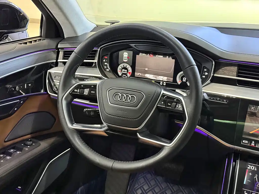 Audi A8 — миниатюра 5