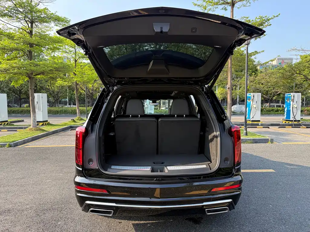 Cadillac XT6 — миниатюра 15