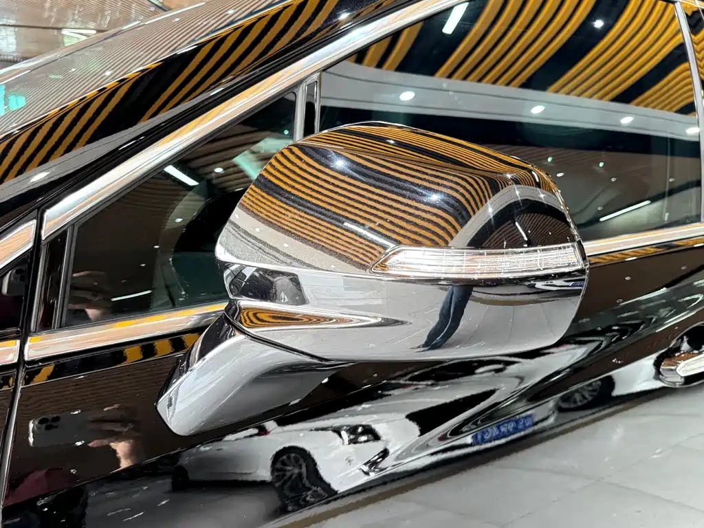 Cadillac XT5 — миниатюра 12