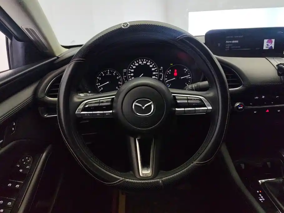 Mazda 3 Axela — миниатюра 15