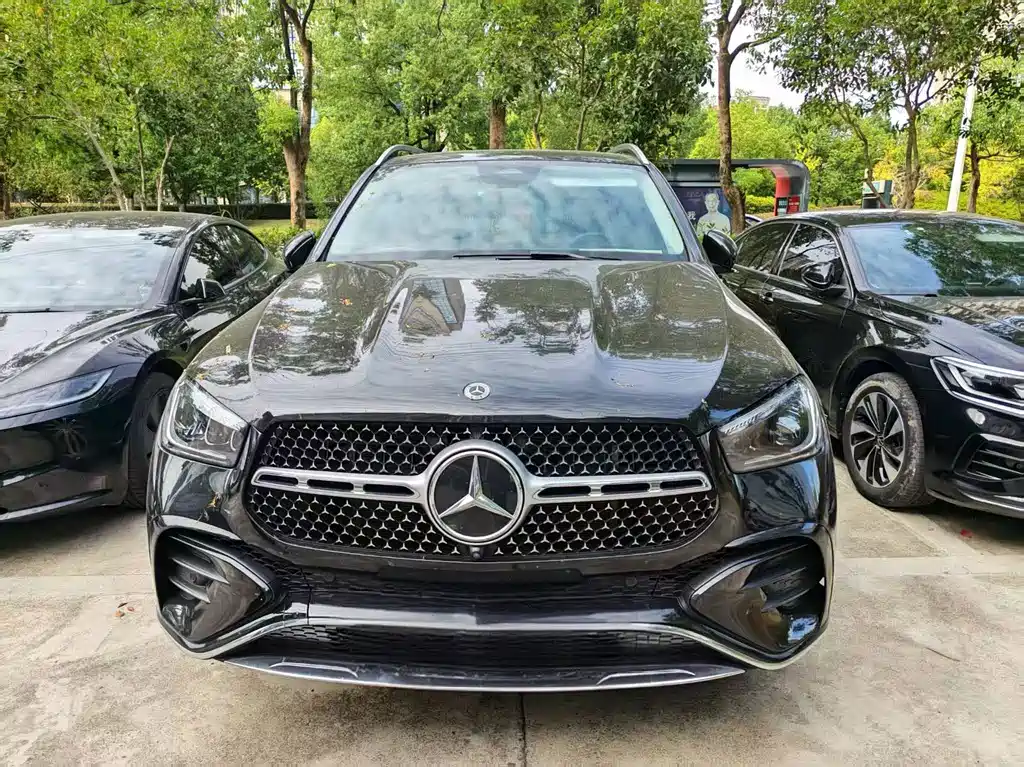 Mercedes-Benz GLE (Import) — миниатюра 2