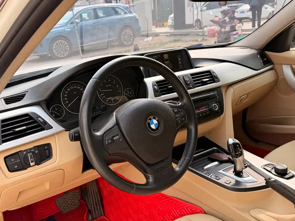 BMW 3 Series 3 2013 320Li Fashion