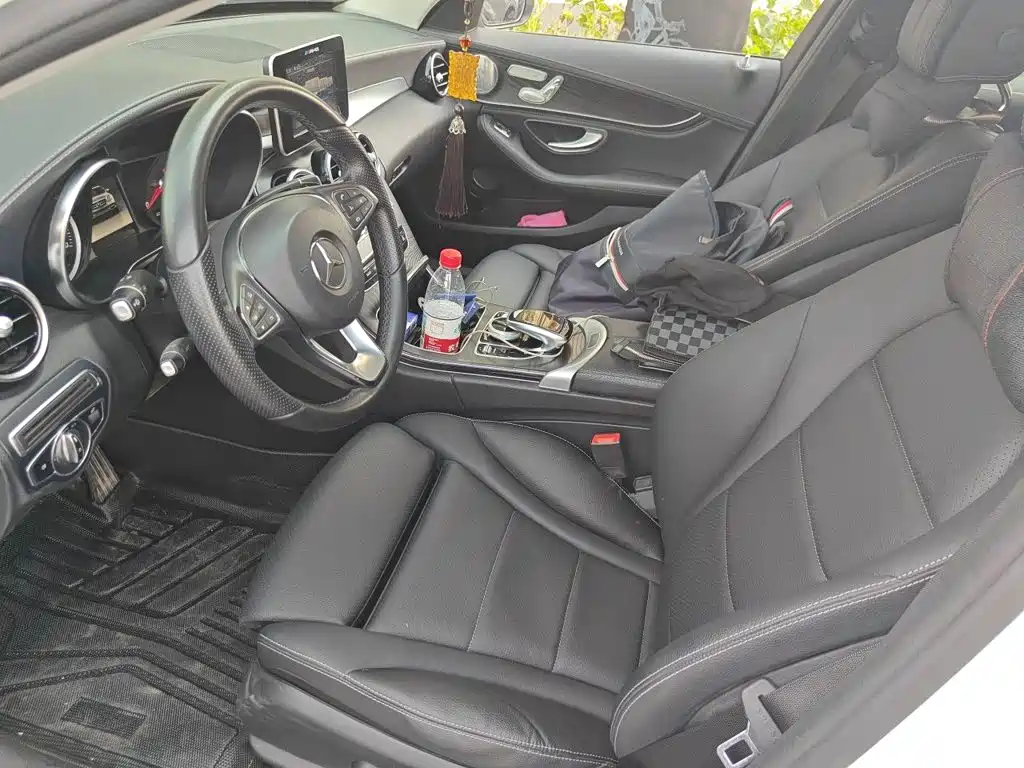 Mercedes-Benz C-Class — миниатюра 11