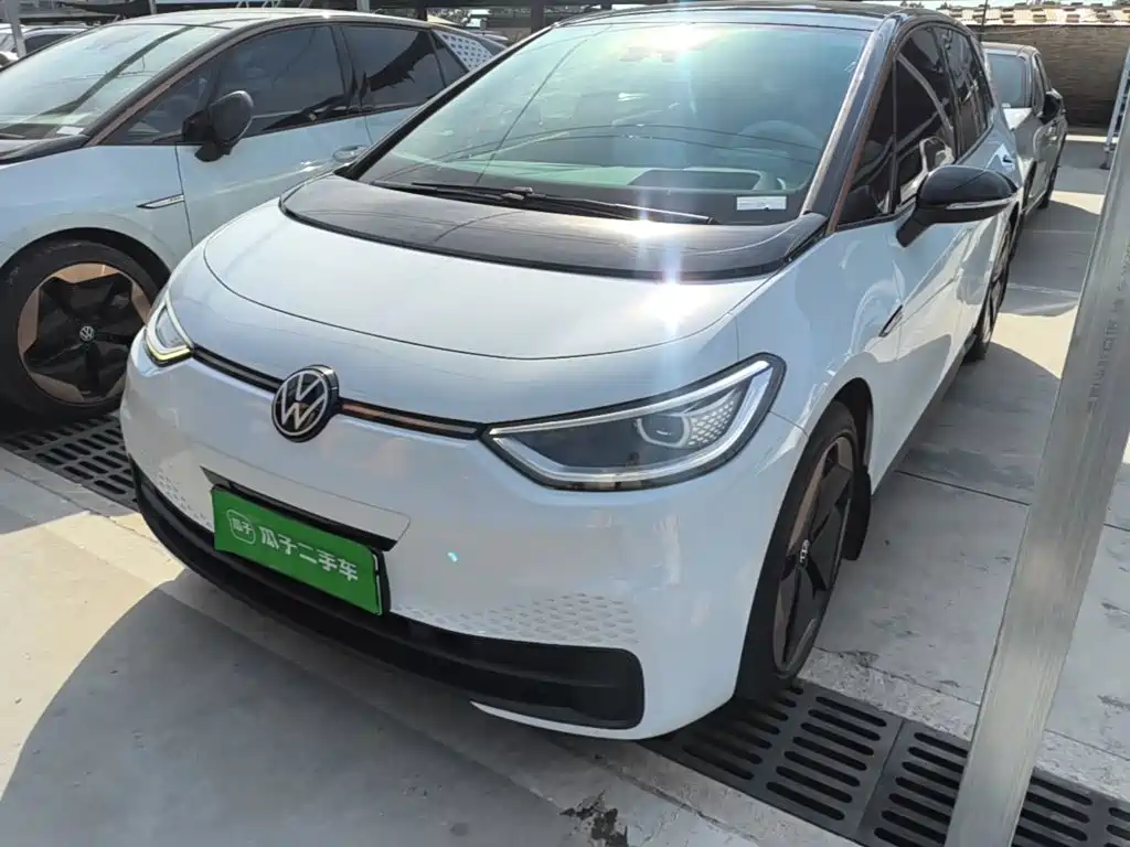 Volkswagen ID.3 — миниатюра 2