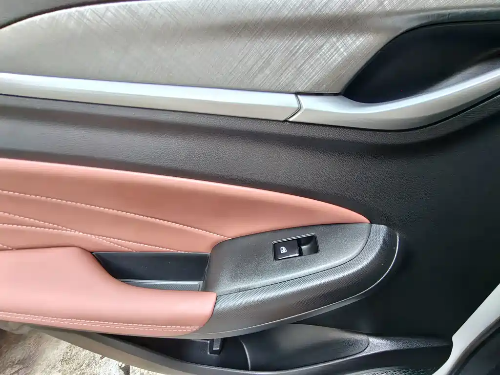 Changan Eado — миниатюра 12