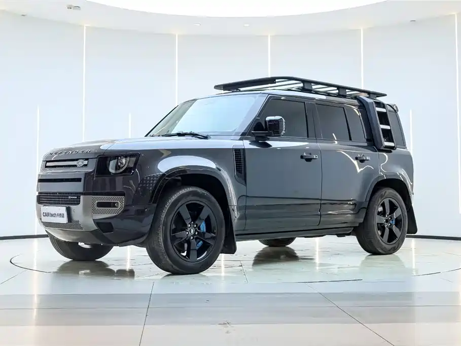 Land Rover Defender 2023