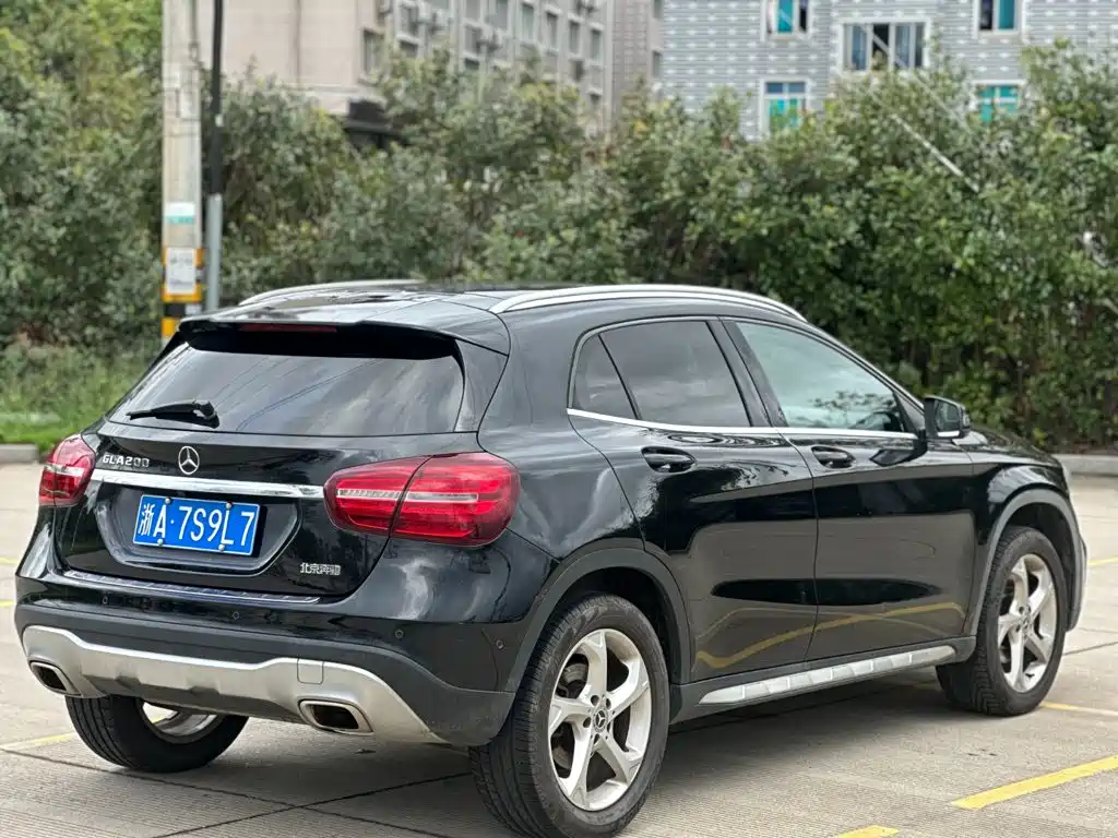 Mercedes-Benz GLA — миниатюра 22