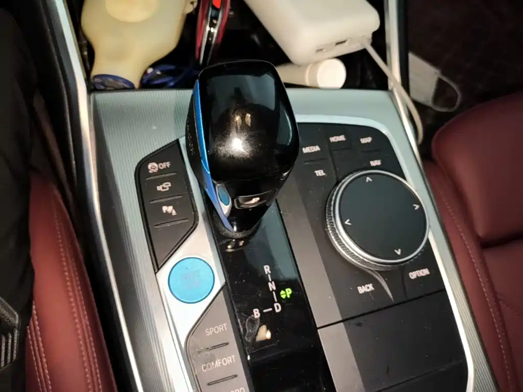 BMW i4 — миниатюра 14