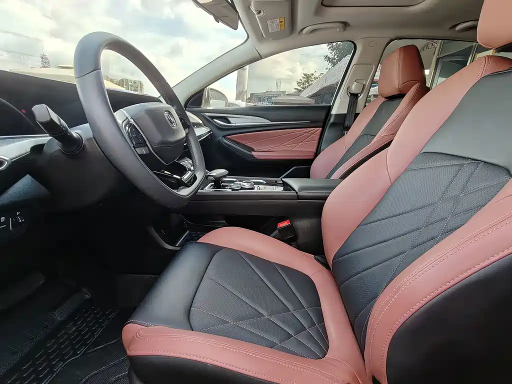 Changan Eado — миниатюра 3