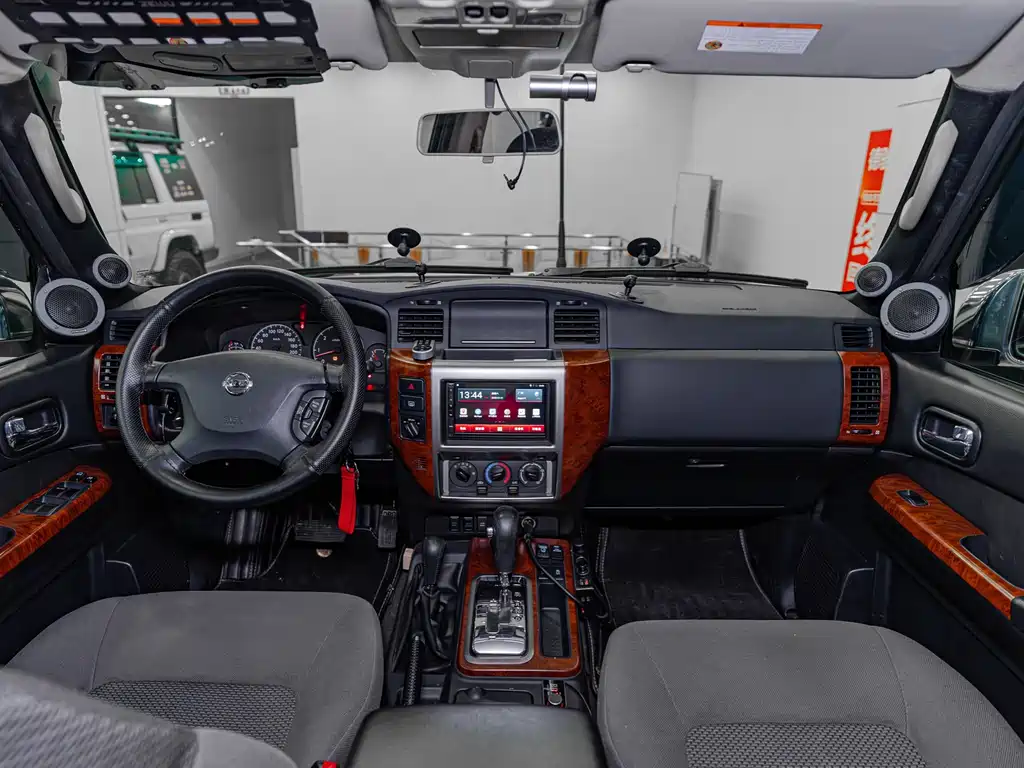 Nissan PatrolY61 Y61 2018 4.8L