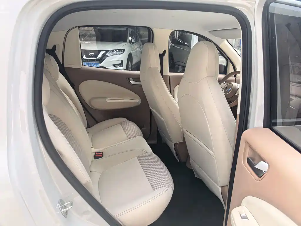 Wuling MINIEV — миниатюра 14