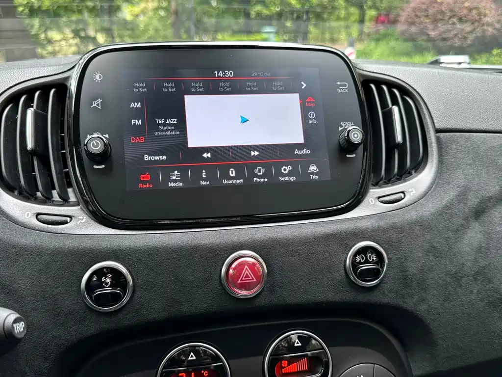 Abarth 595 2022 1.4T MT