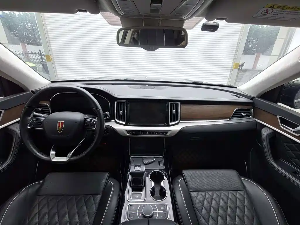 Hongqi Hongqi HS7 — миниатюра 13